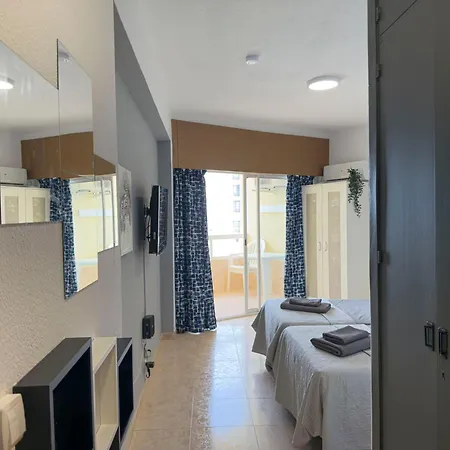 Estudio Vistas Al Mar En - Junto Puerto Marina Benalmadena